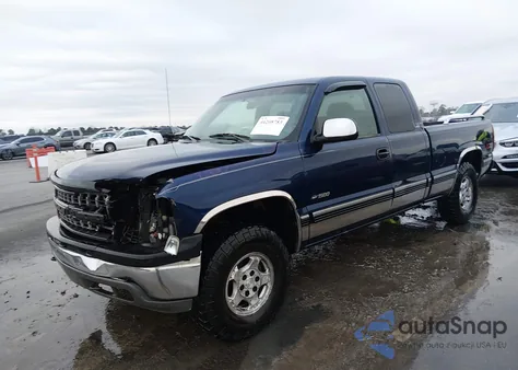 2001 Chevrolet Silverado 1500 Ls z USA, uszkodzony, nr VIN 1GCEK19T51E122408